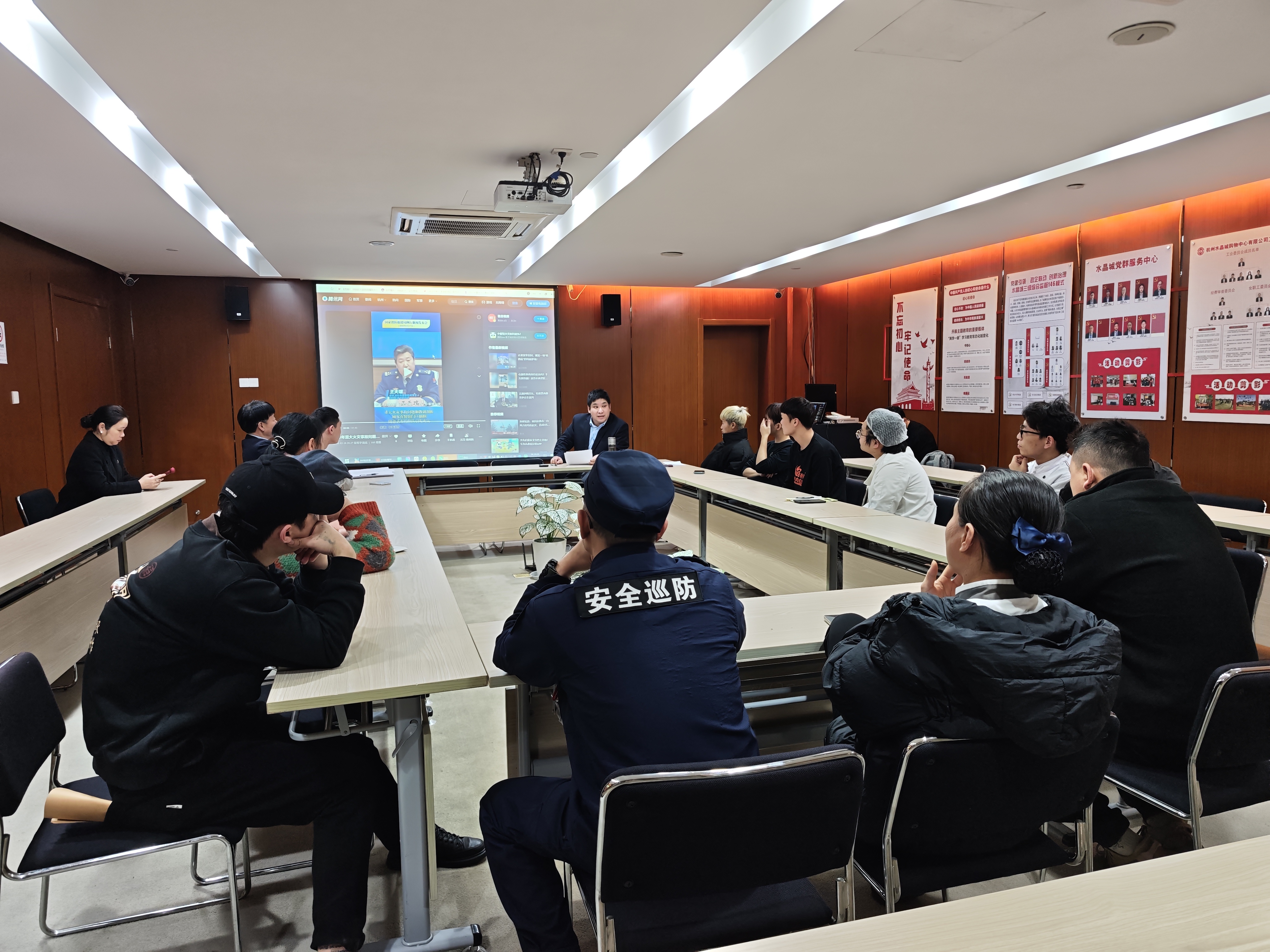 筑牢后厨安全防线 守护商场烟火安然