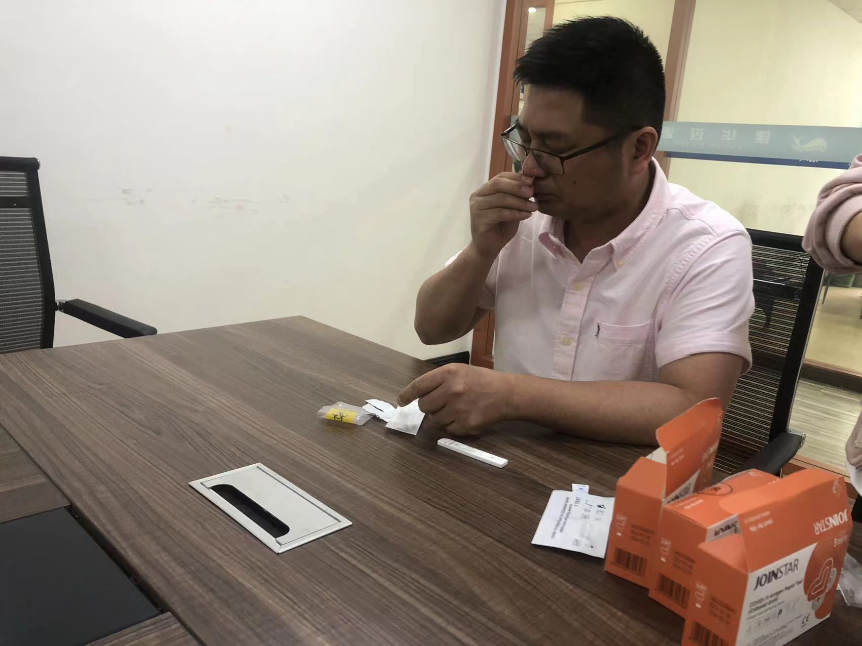 积极响应 全员核酸——j9国际站备用过滤机有限公司组织全员参加