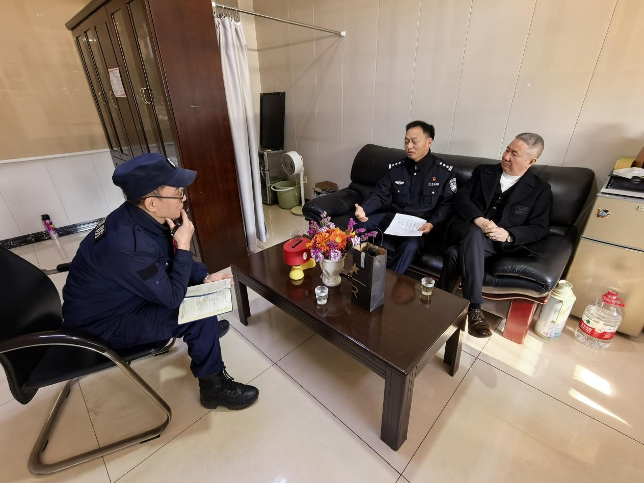 钱江商城两全推动2026年警务安保工作 多方联动筑牢坚实安全防线。