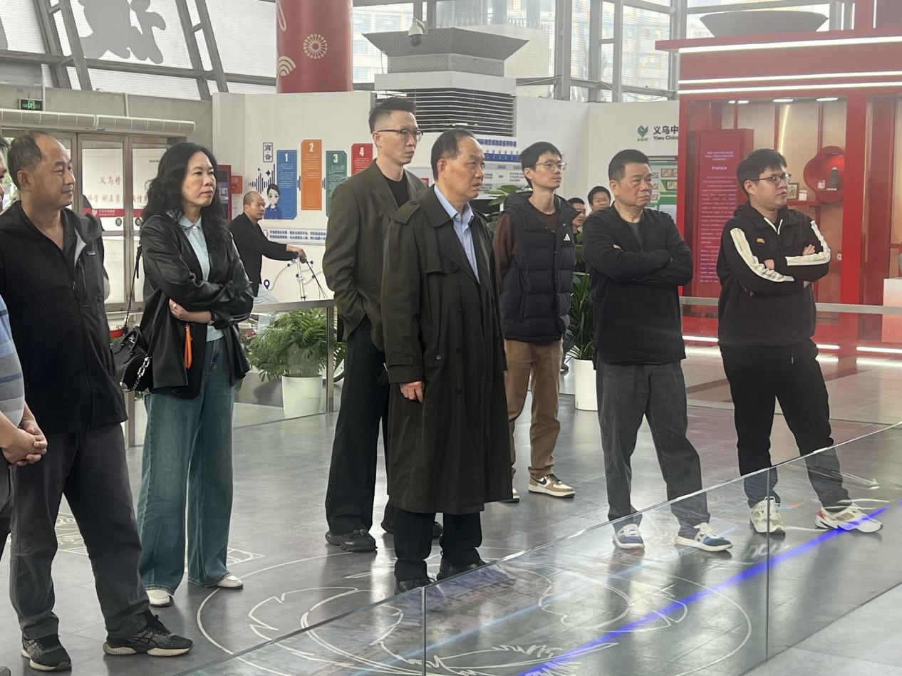 借鉴义乌经验，推动创新发展