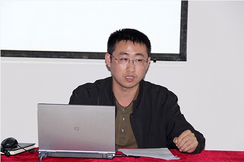 20131108园区党支部进行2013年党团员骨干培训班 (2).jpg 20131108园区党支部进行2013年党团员骨干培训班 (2).jpg