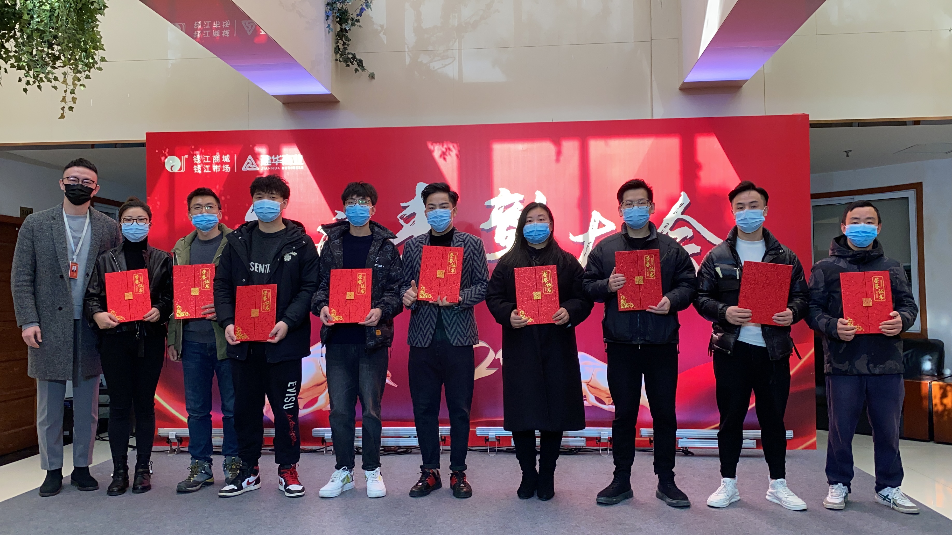 图片4.jpg 图片4.jpg